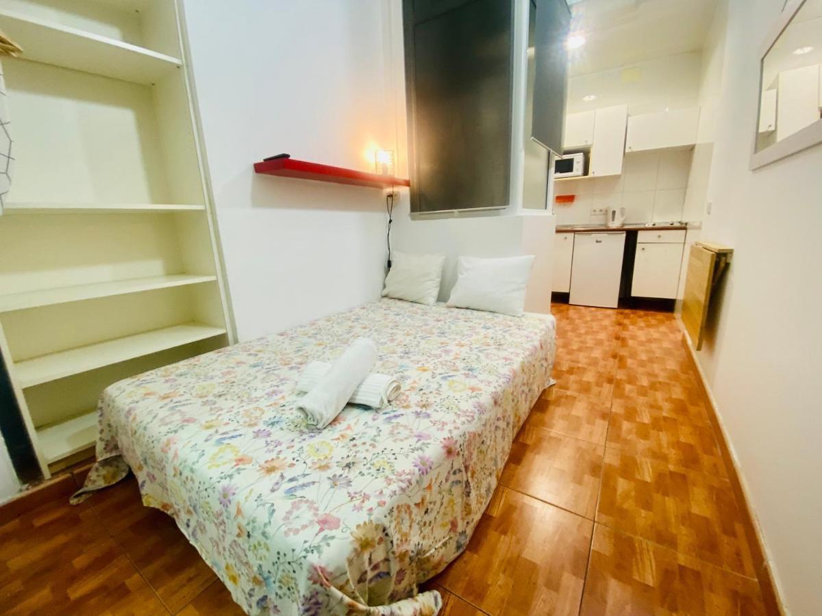 01 Apartamento 2 ,3 Barcelona Exterior photo
